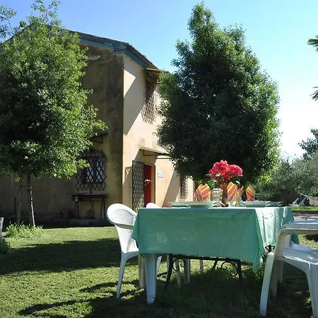 Adamasseria Feriehus Collecorvino
